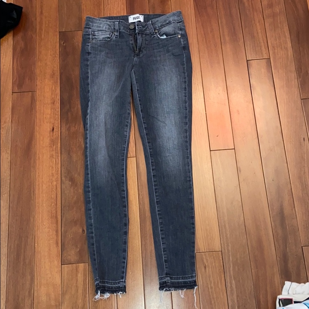 PAIGE Gray Skinny Jeans; Size 25
